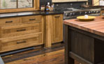 Armoire de cuisine en bois